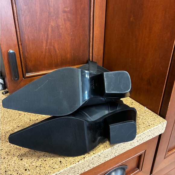 NWT ZARA Black Faux Leather Cowboy Calf Boots Metal Toe Cap - Picture 9 of 9